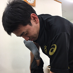 スタッフ 翁長良徳